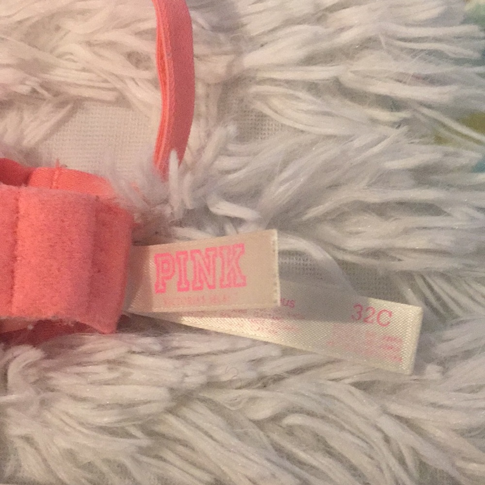 (2) Pink Bras 32 C - Picture 4 of 6